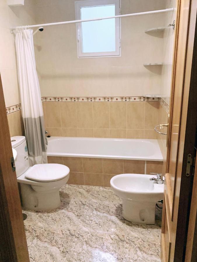 Apartamento Lola Торевиеха Екстериор снимка